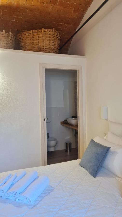 Federico II - Rooms And Breakfast Borgio Verezzi Eksteriør billede